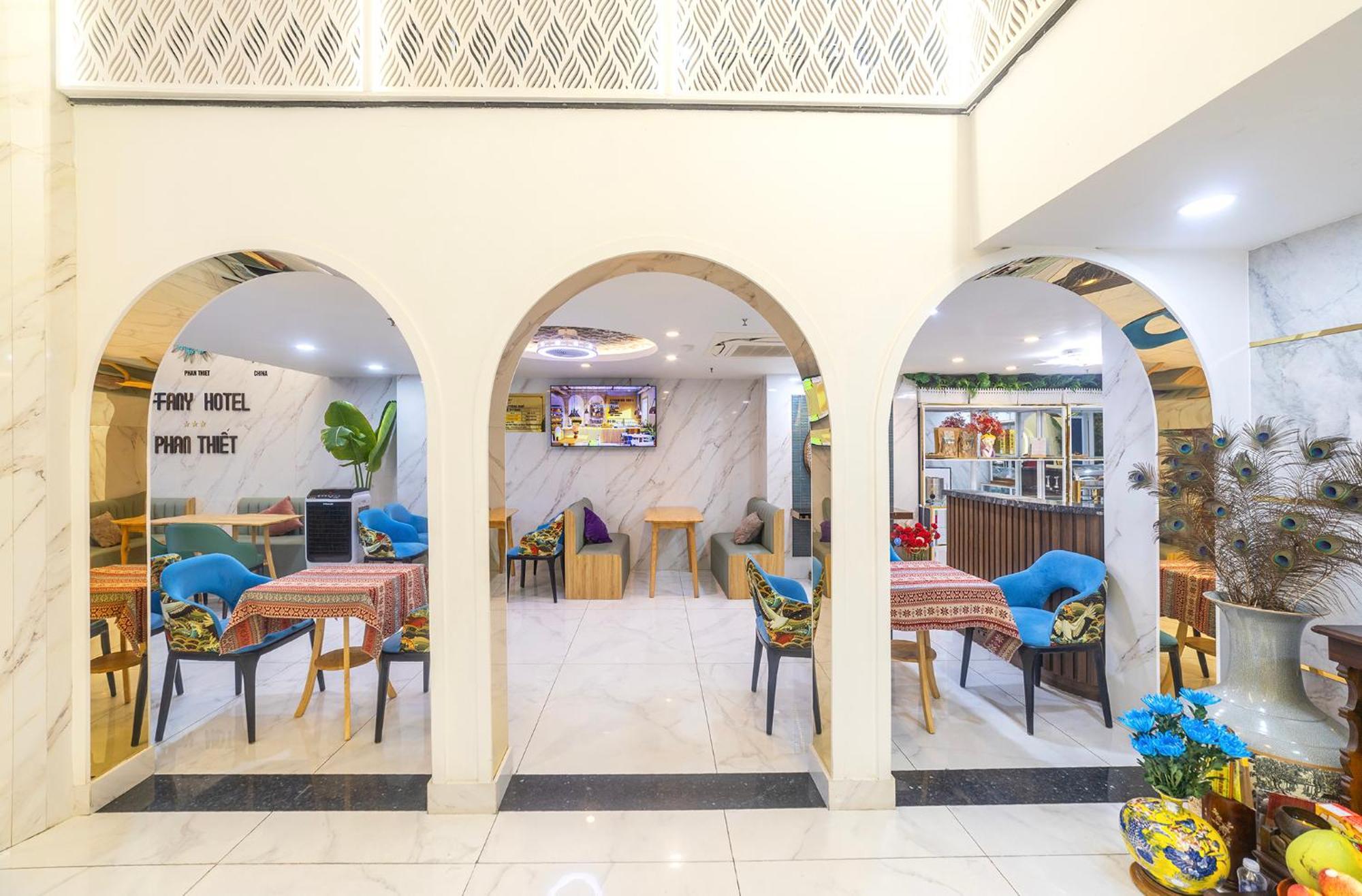 Tiffany Hotel & Restaurant Phan Thiet Exterior foto